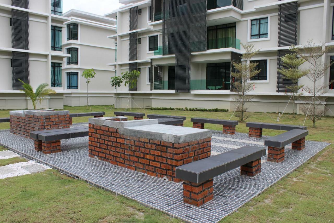 The Meadow Park Διαμέρισμα Kampar Εξωτερικό φωτογραφία